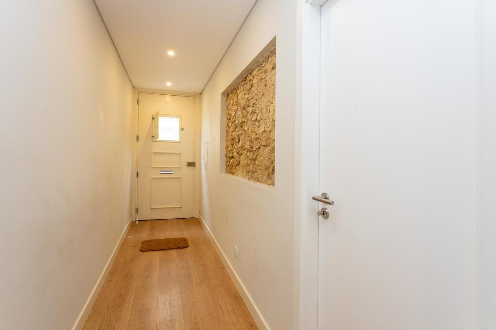 Apartment 2br Terrasse Townhouse Style With Ac | By Airnest Lisbon
