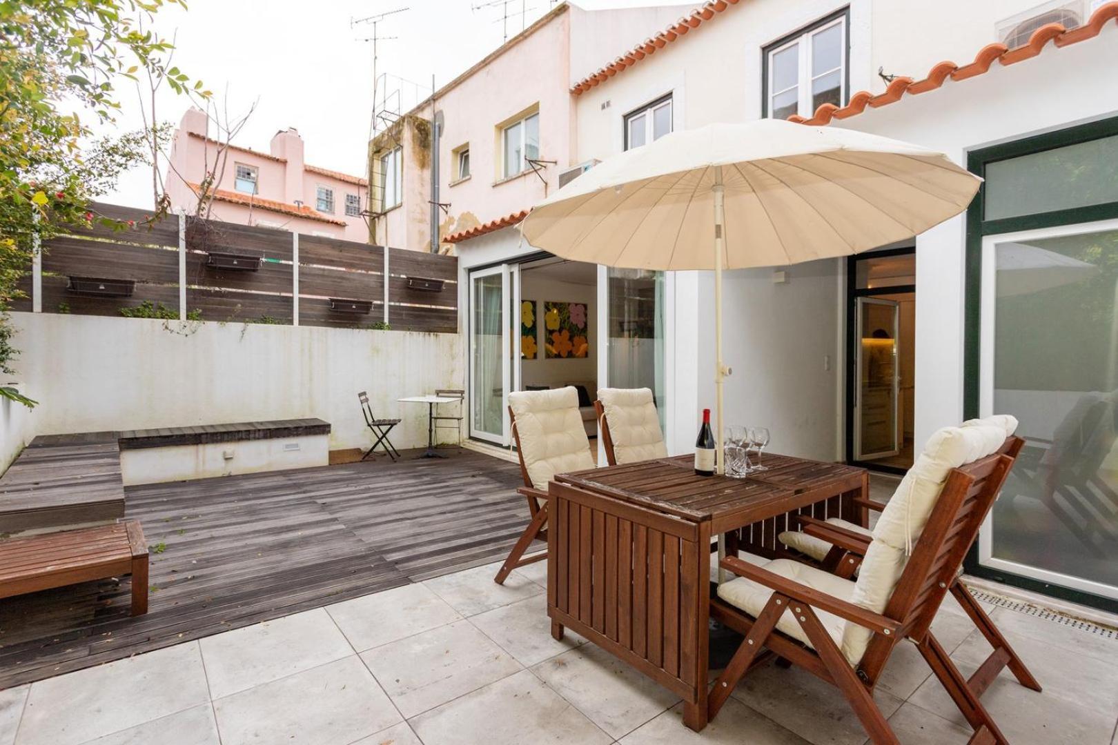 2br Terrasse Townhouse Style With Ac | By Airnest Apartment Lisbon